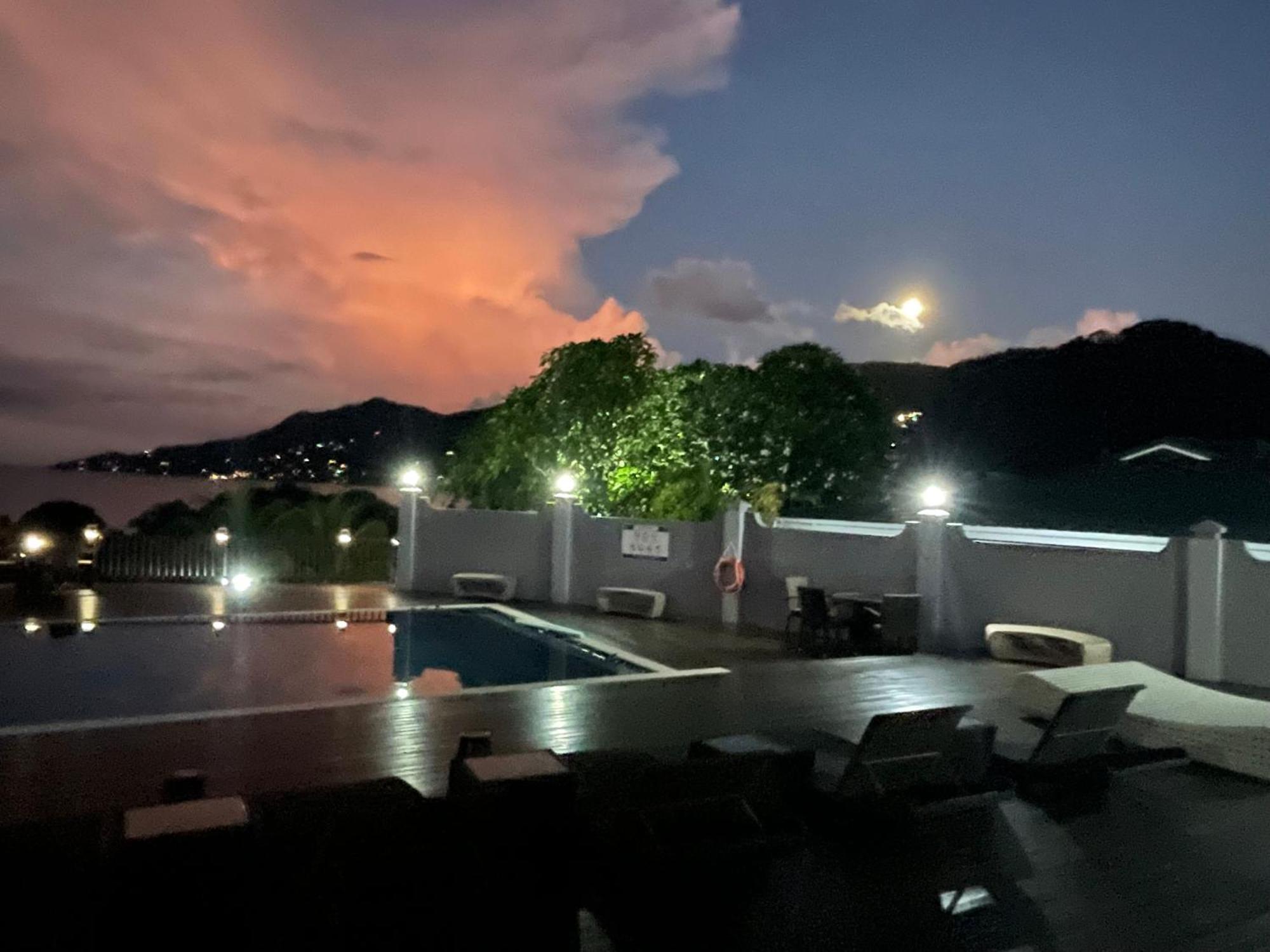 D'Offay Seaview Apartments Beau Vallon  Esterno foto