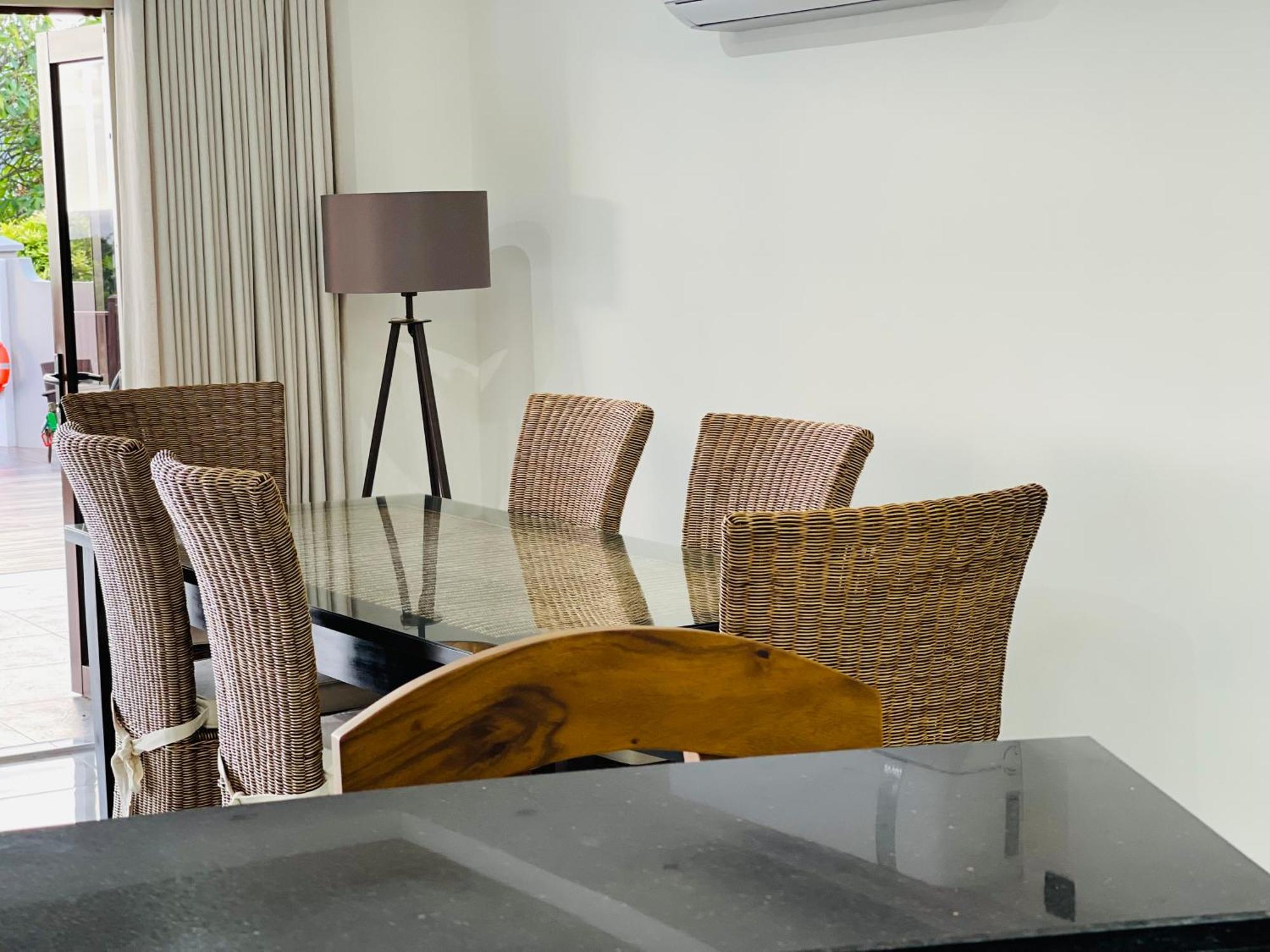 D'Offay Seaview Apartments Beau Vallon  Esterno foto
