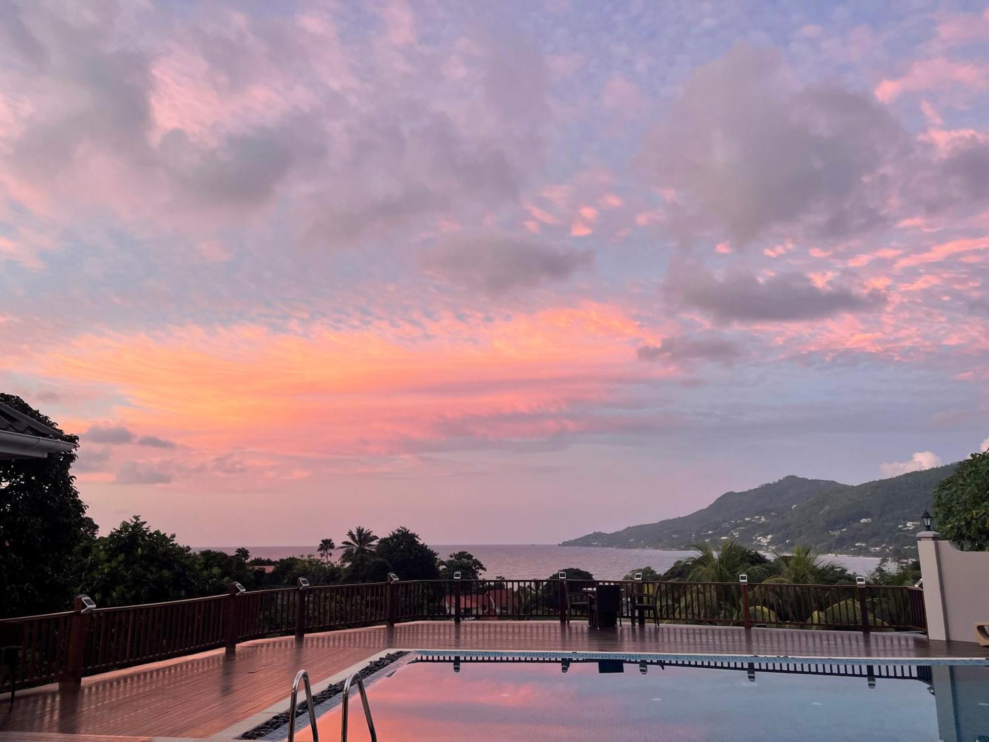 D'Offay Seaview Apartments Beau Vallon  Esterno foto