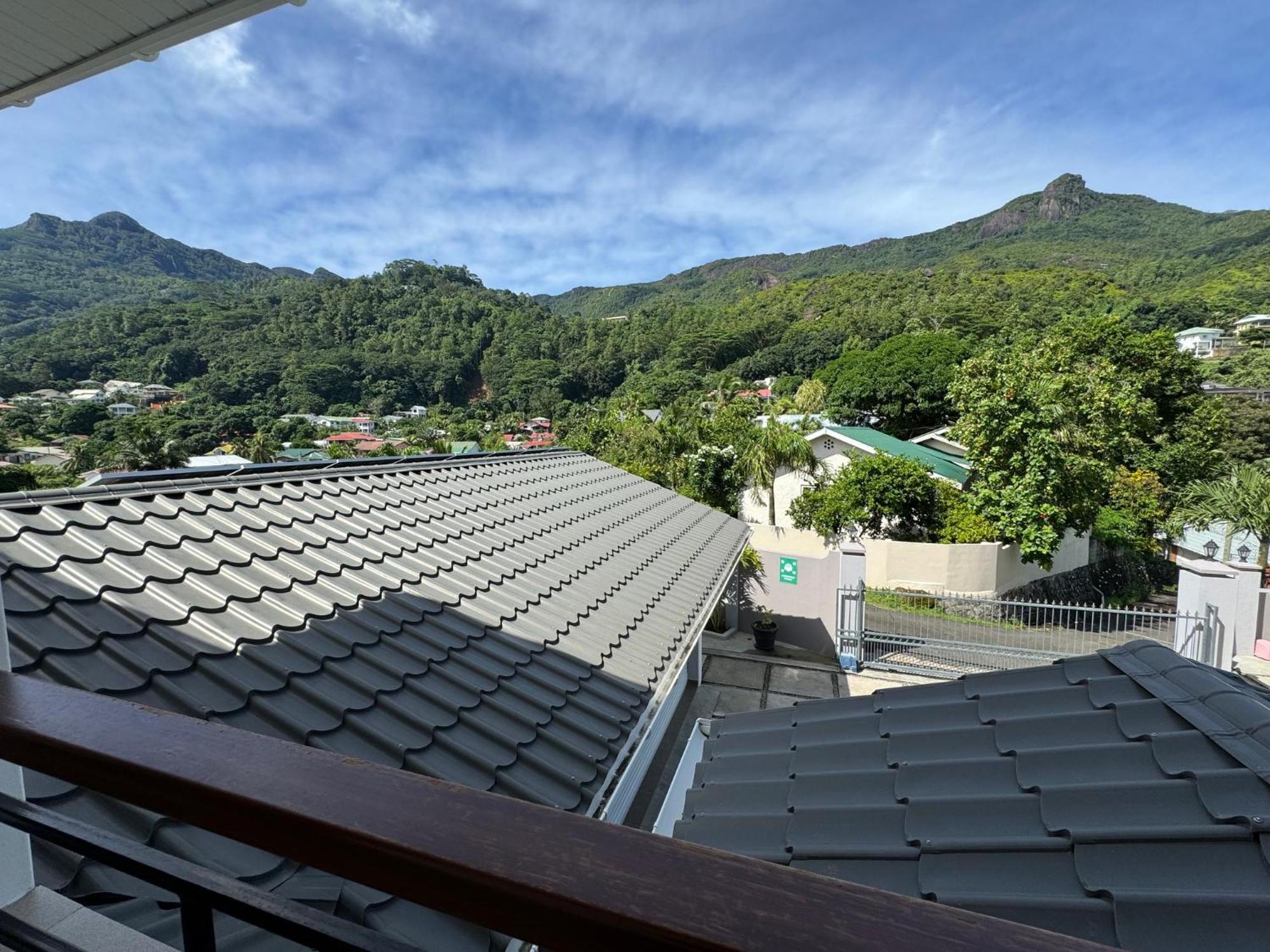 D'Offay Seaview Apartments Beau Vallon  Esterno foto