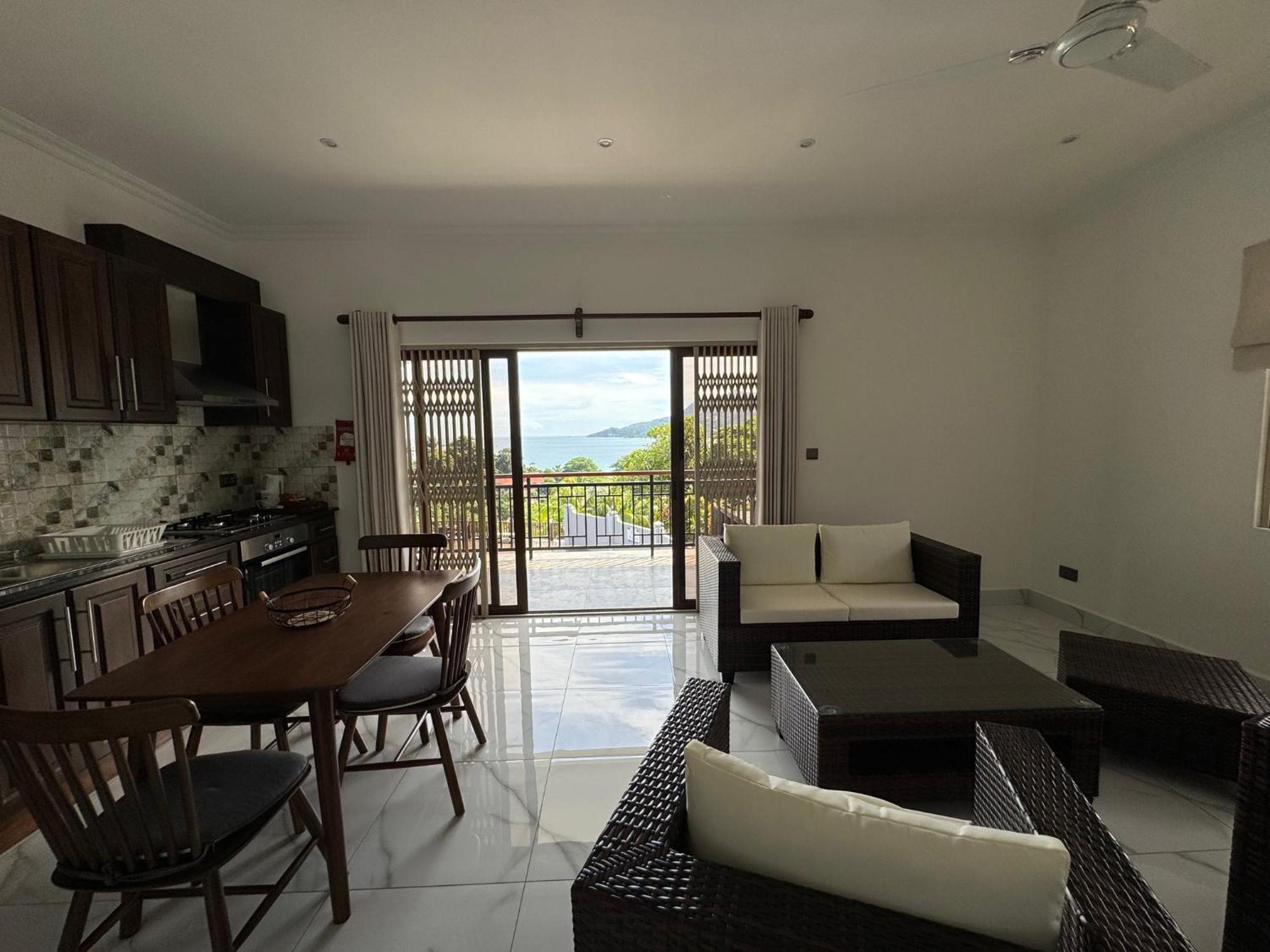 D'Offay Seaview Apartments Beau Vallon  Esterno foto