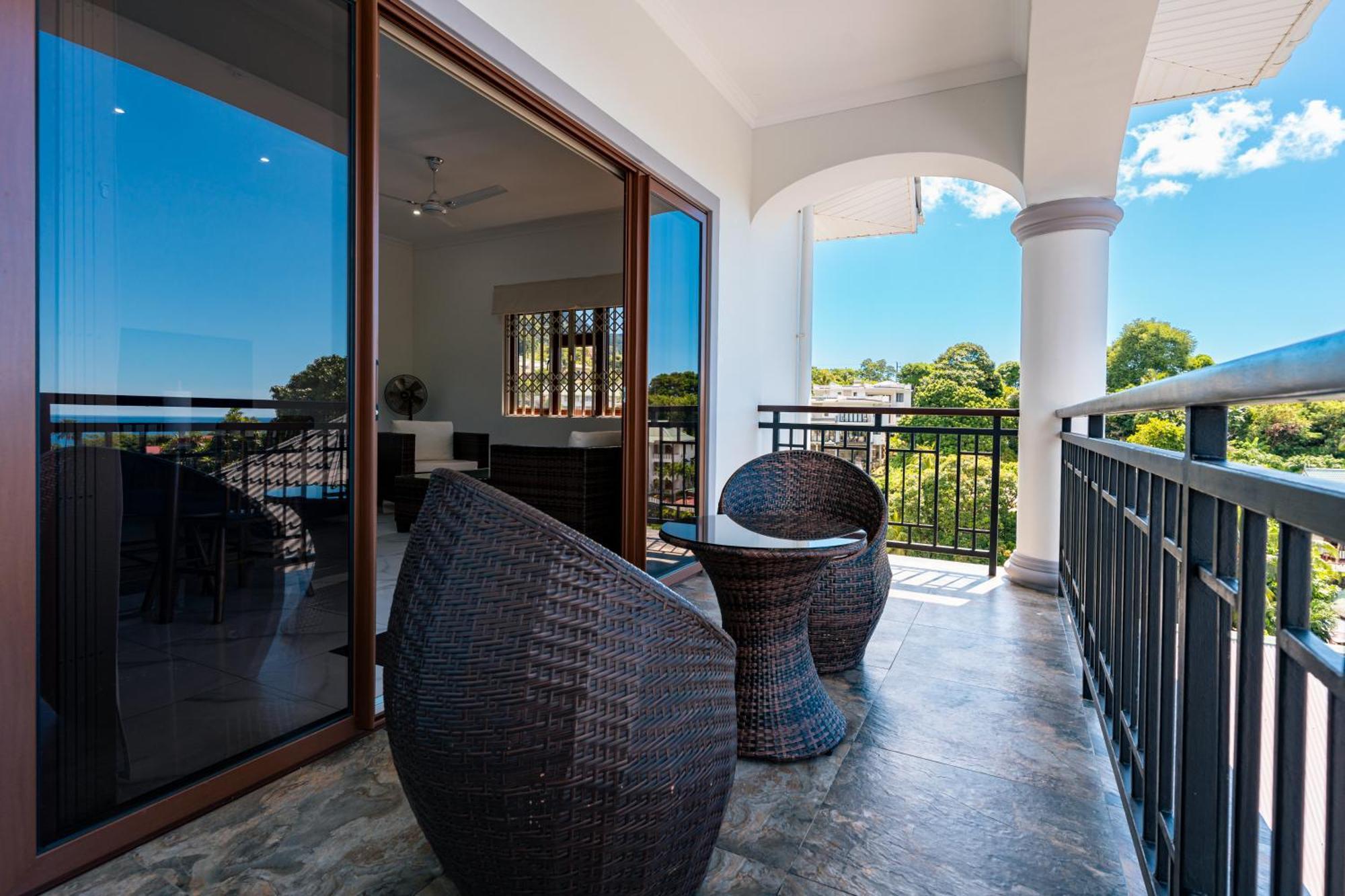 D'Offay Seaview Apartments Beau Vallon  Esterno foto