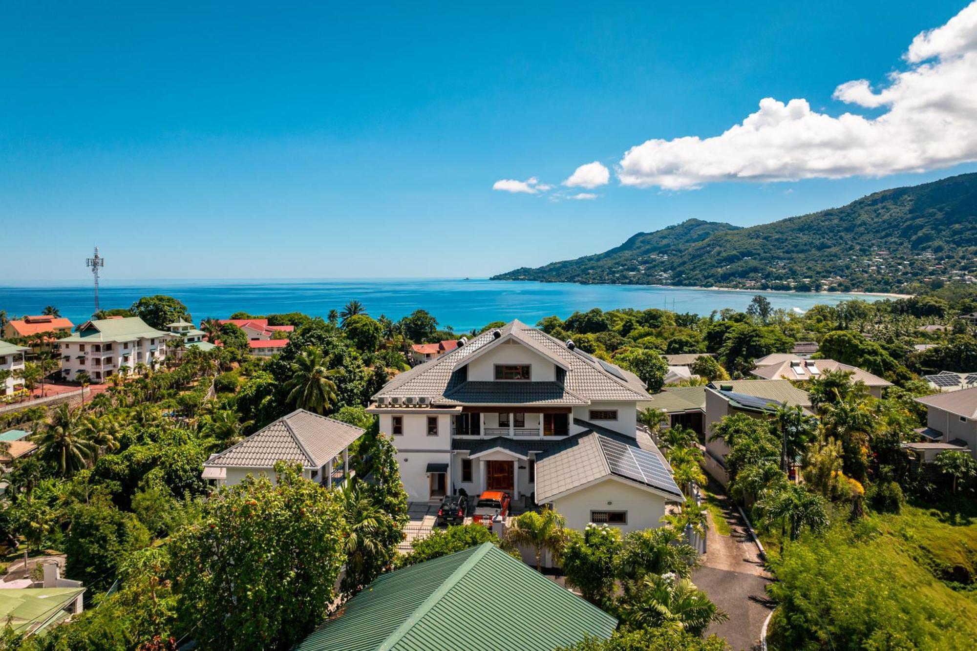D'Offay Seaview Apartments Beau Vallon  Esterno foto